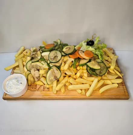 Tabla Papas Fritas con Vegetales Grande