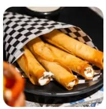 Flautas con Queso