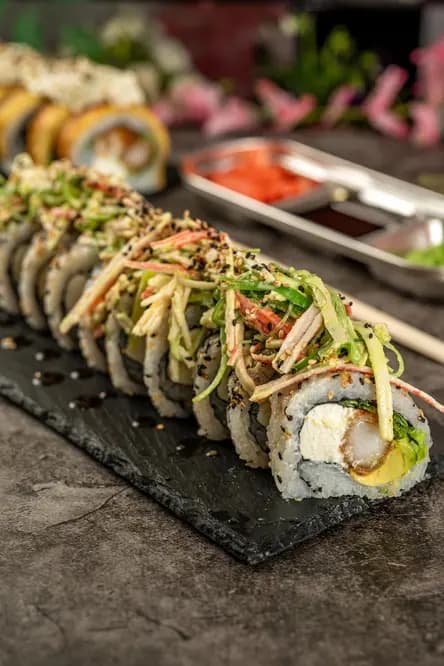 Pacific Roll (10 piezas)