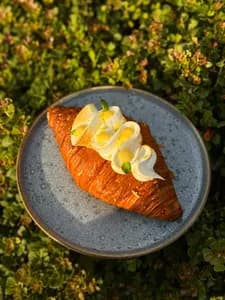 Croissant pie de limón
