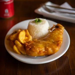 Pescado Frito con Agregado
