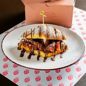 Croissant Nutella / Frutillas