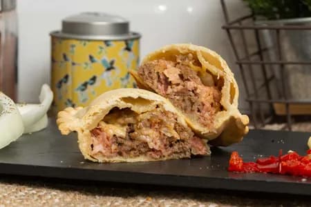 Empanada Cheeseburger