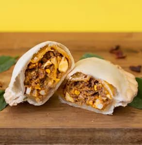 Empanada de carne picante