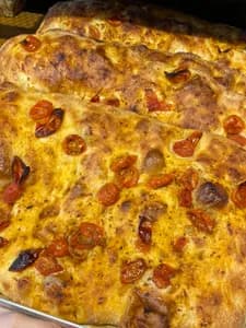 focaccia de tomate cherry