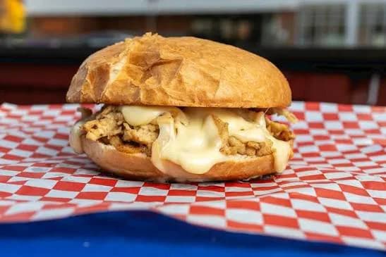 Churrasco de Pollo Queso.