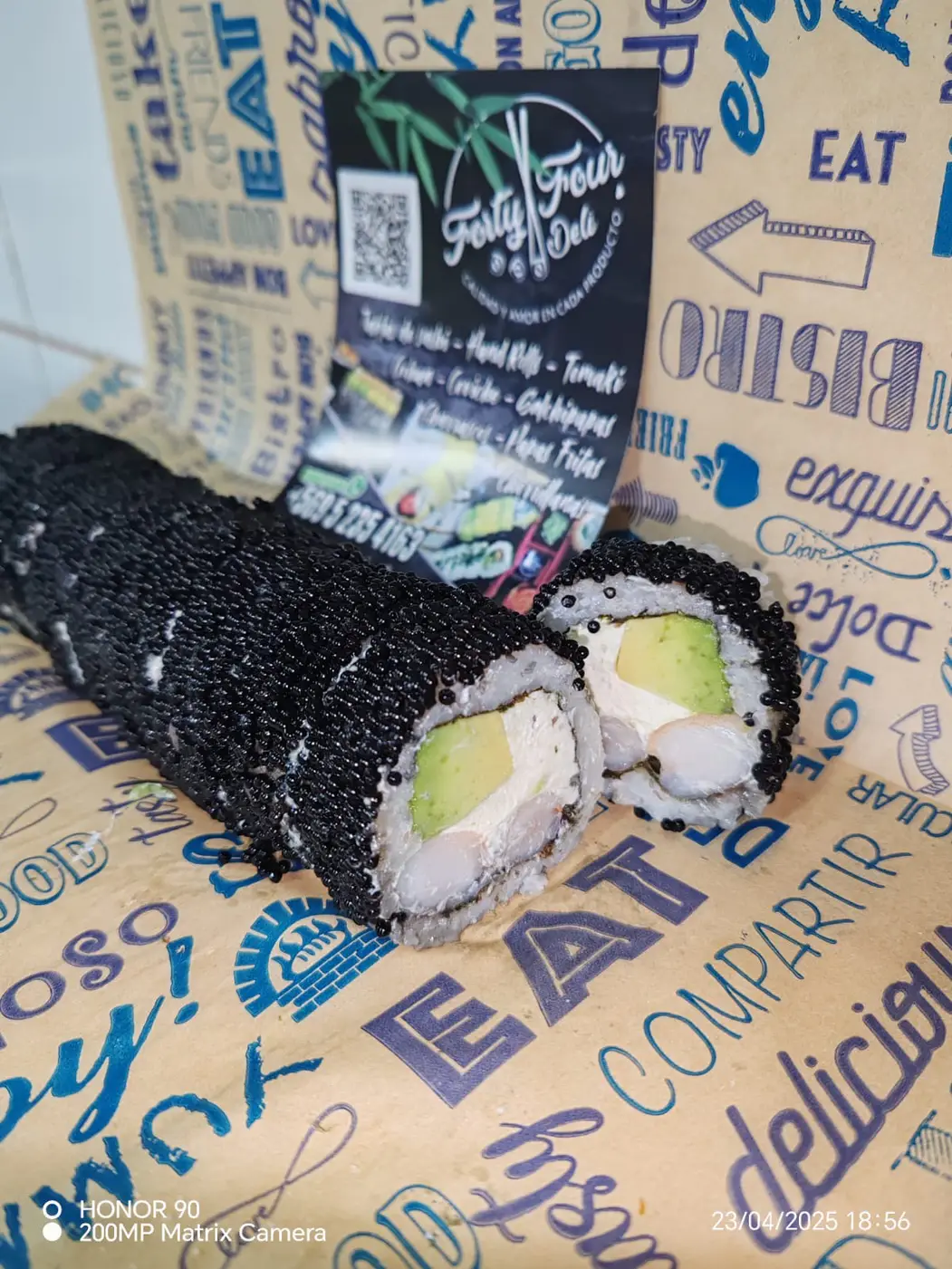 Tobiko Negro/Dorado