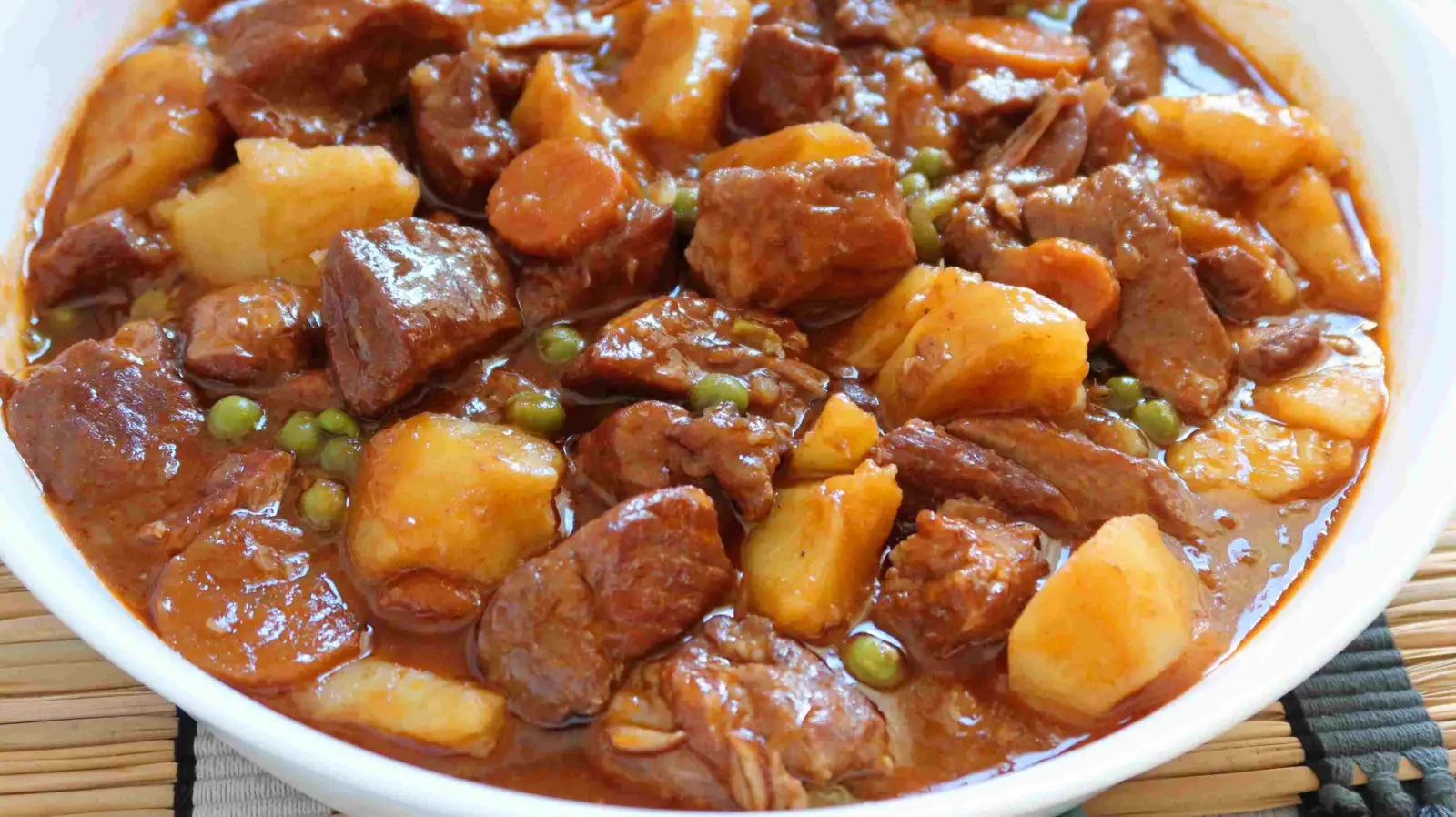 Estofado de carne con arroz