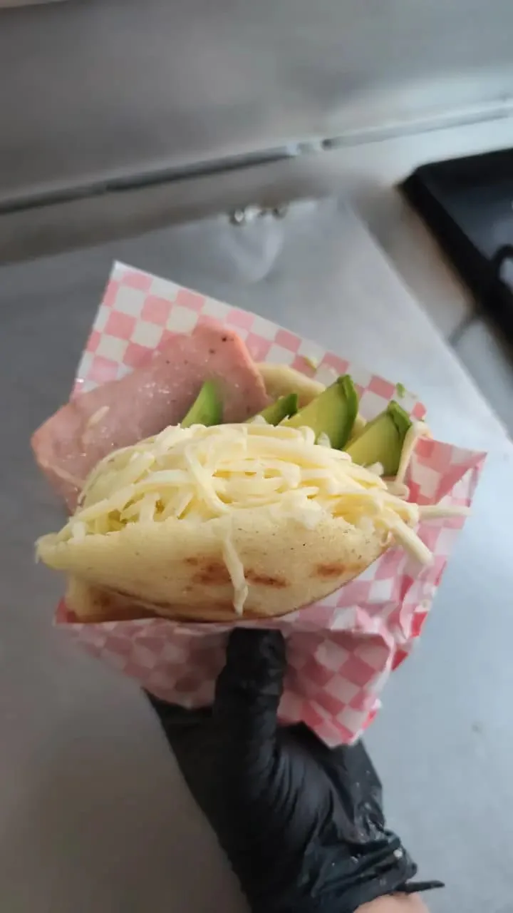 Arepa Especial