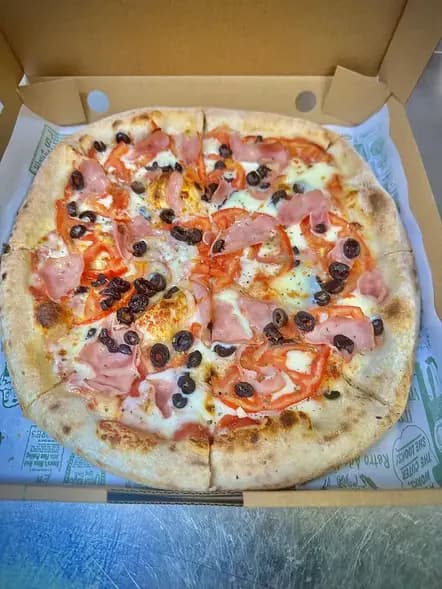 Pizza Napolitana (30 cm)