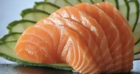 SASHIMI SALMON
