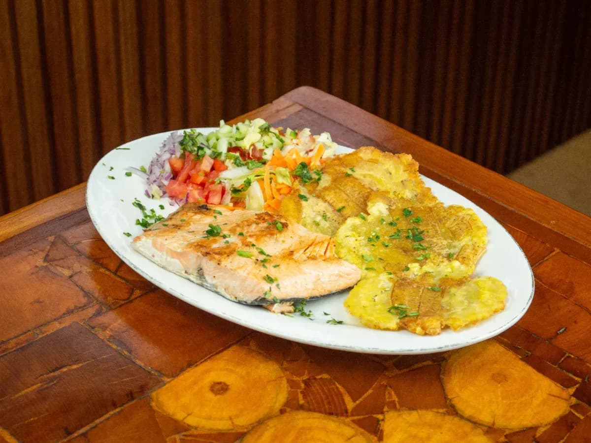 Salmón a la plancha