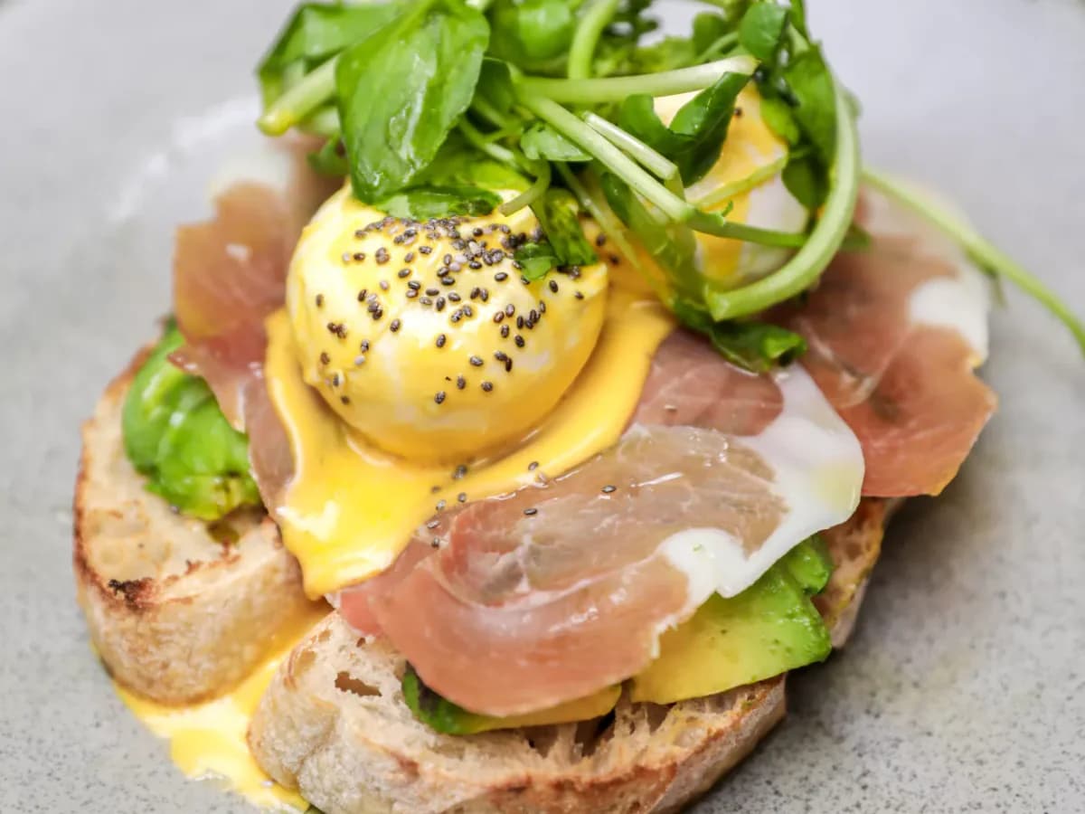 Huevos Benedictinos