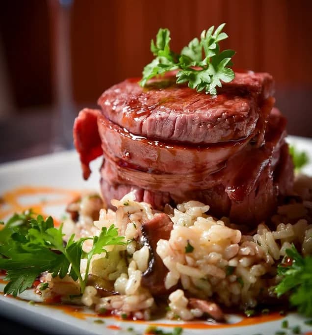 Medallón de res con risotto