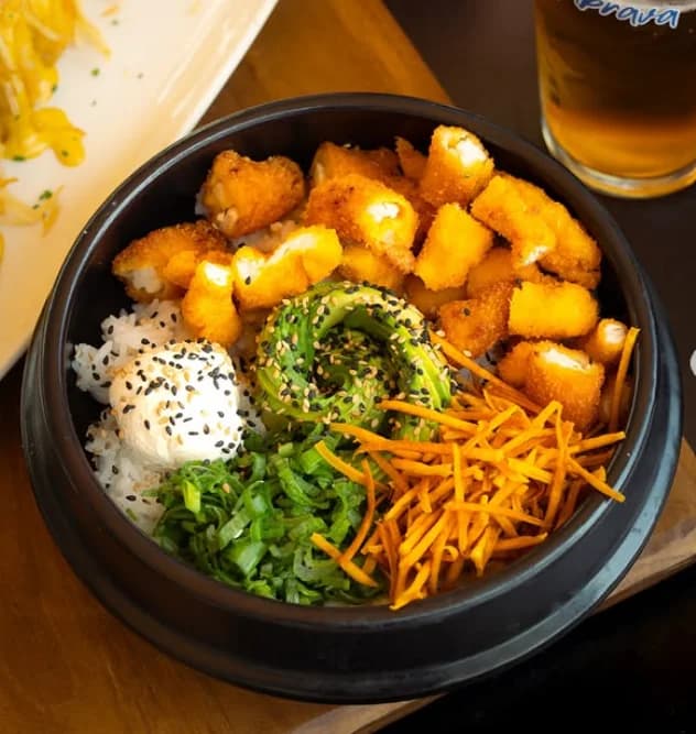 Bowl de sushi frito