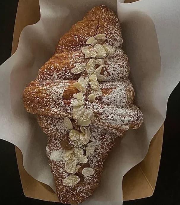 Croissant de almendras