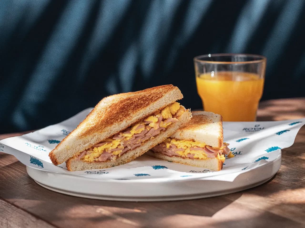 Sandwich Huevo Jamón