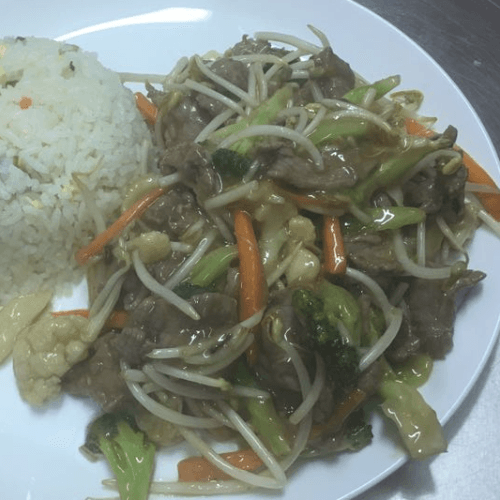 Chapsui de Carne con Arroz