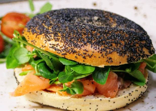 Bagel Salmón