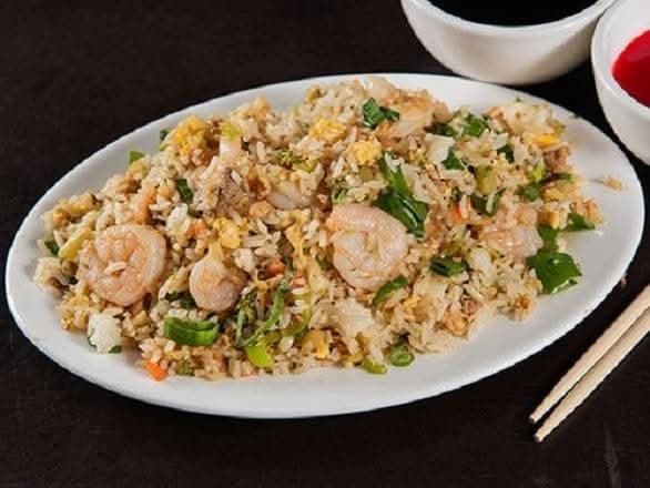 Arroz Chaufán Espacial + Wantan (10 unidades)