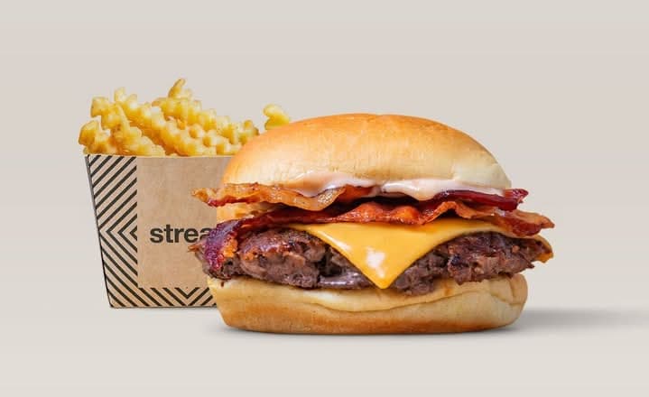 Bacon Burger + Papas