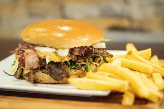 Sándwich Mega Mongoliano