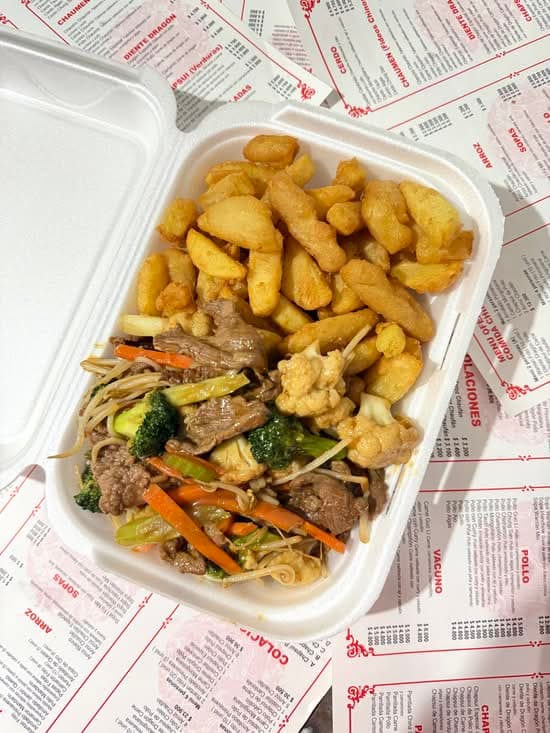 Chapsui de carne con papas chinas