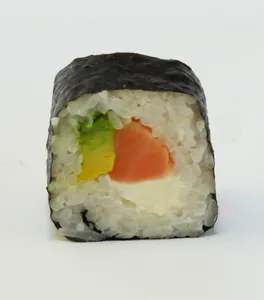 Nori Maki - Salmón Palta Queso Crema (8u)