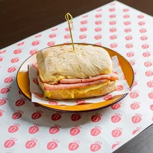 Ciabatta Jamón y Queso