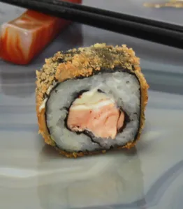 Nori Furai - Salmón Queso Crema (8u)